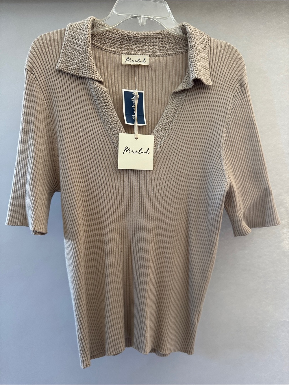 Marbled Beige Ribbed Polo V-Neck Short Sleeve Sweater